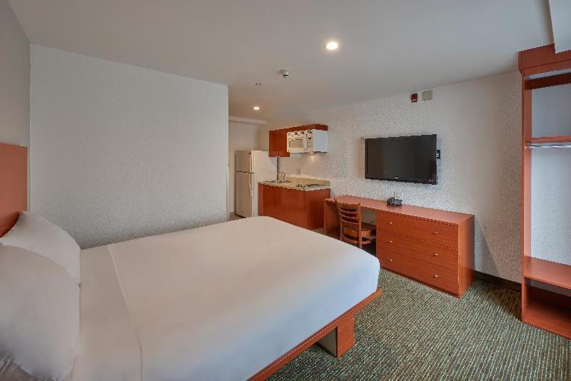 Extended Suites Monterrey Aeropuerto Apodaca Room photo